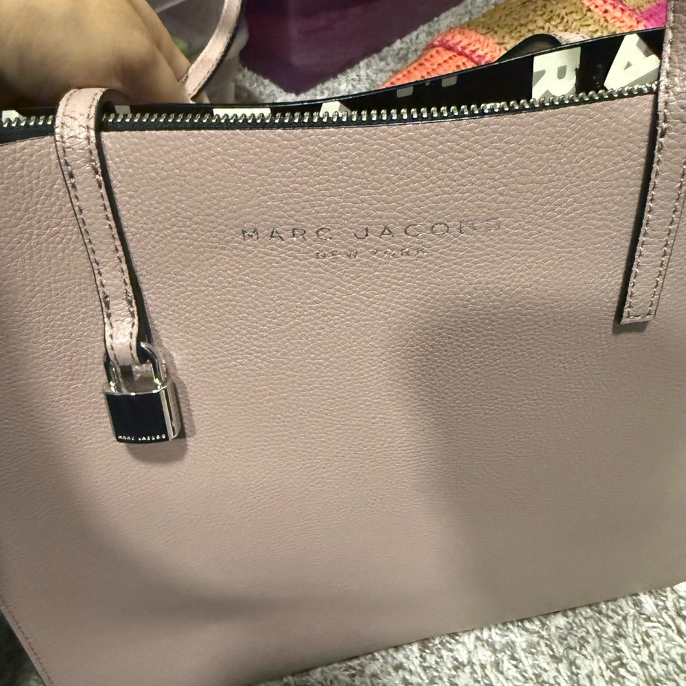 Marc Jacobs nude Leather Tote Bag